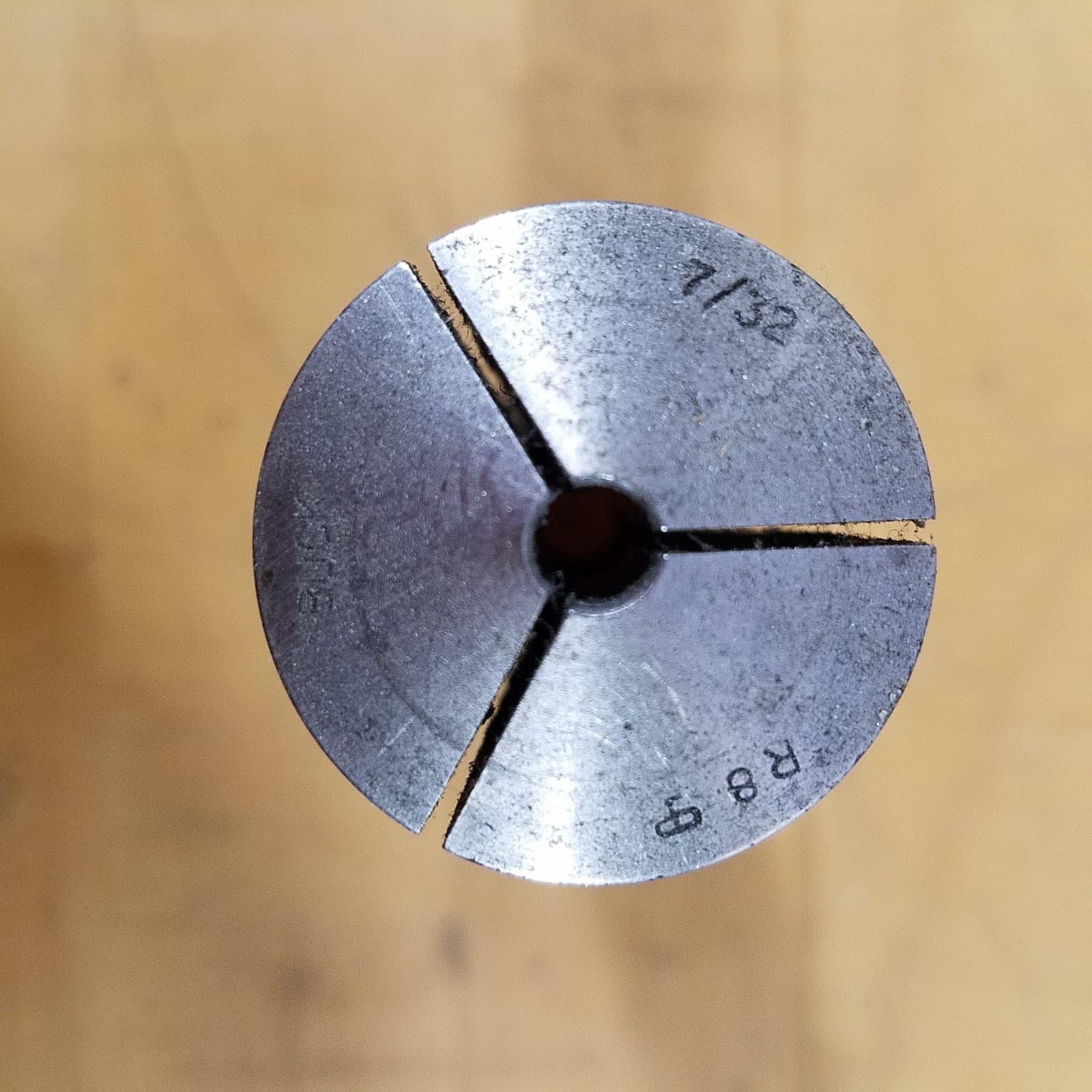 Buck 7/32" R8 Collet, Round - USED 2