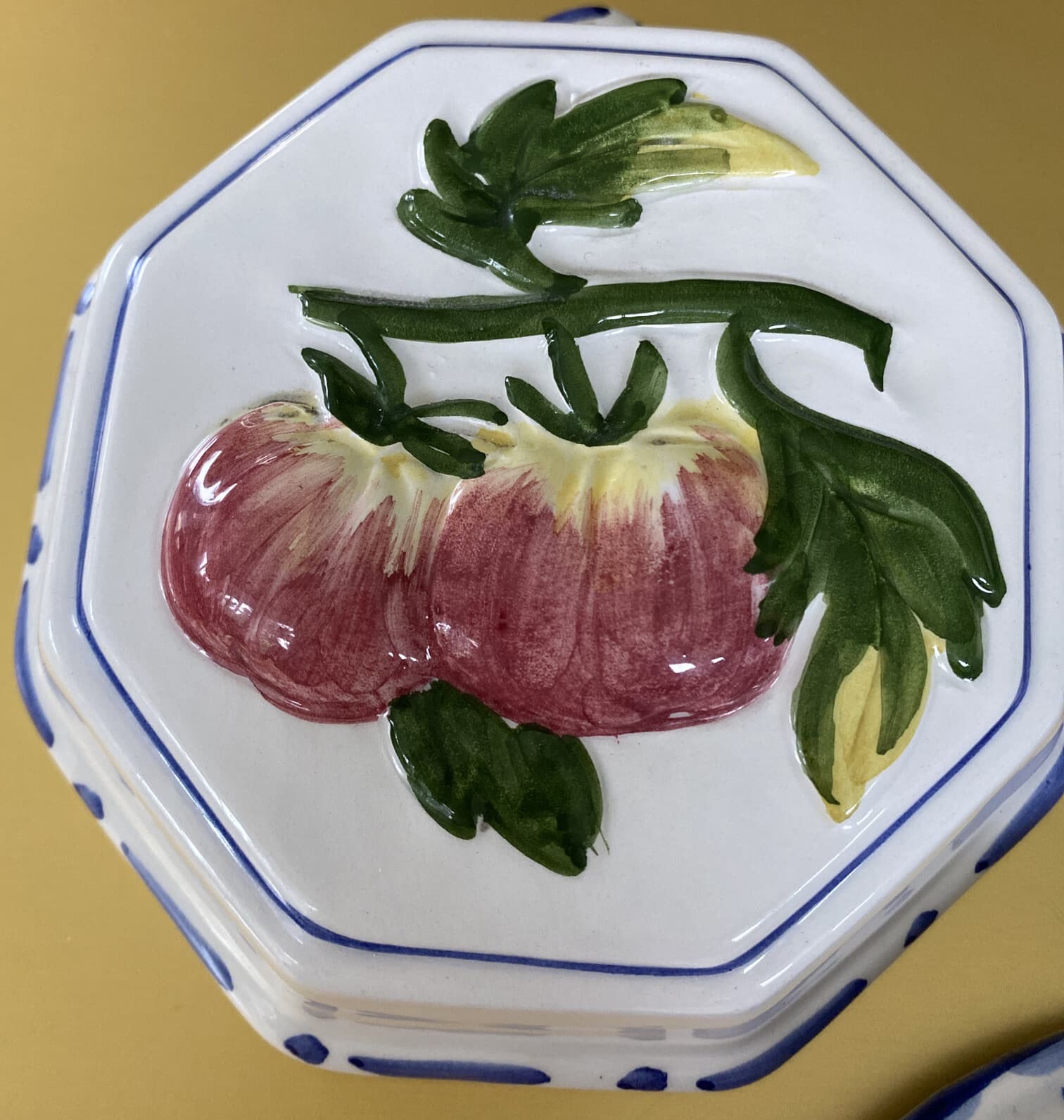 Vintage  ceramic fruit molds set of 3.       2 Were Made in Italy 3