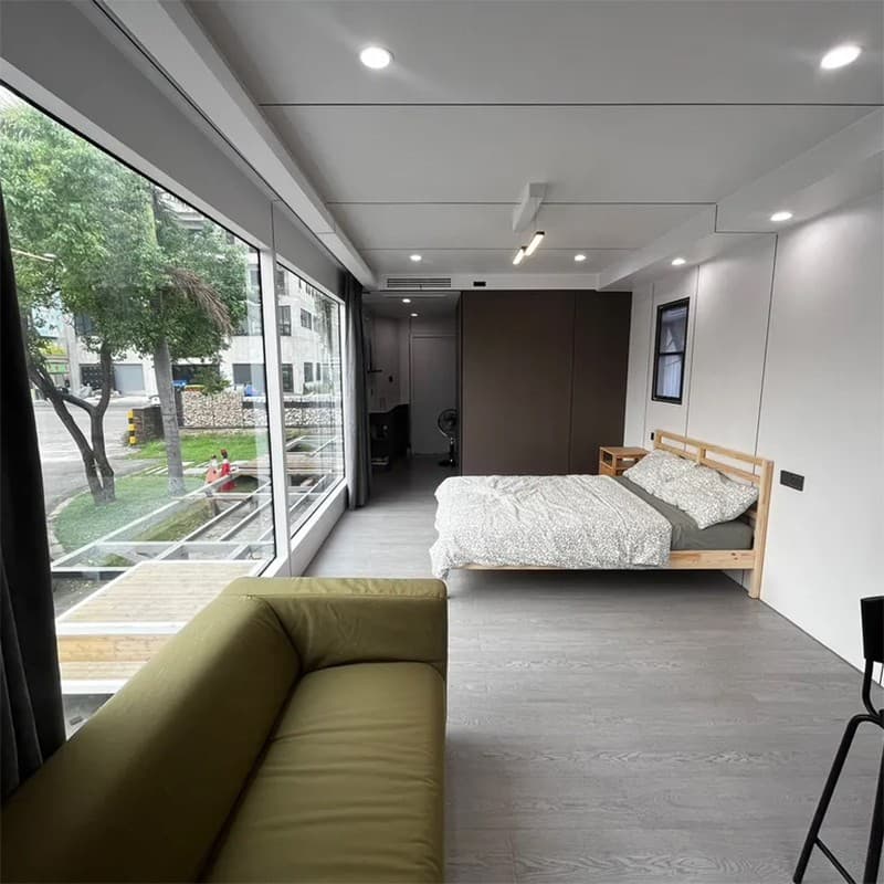 Wind Resistance Prefabricated House Quick Setup Space Capsule House 2