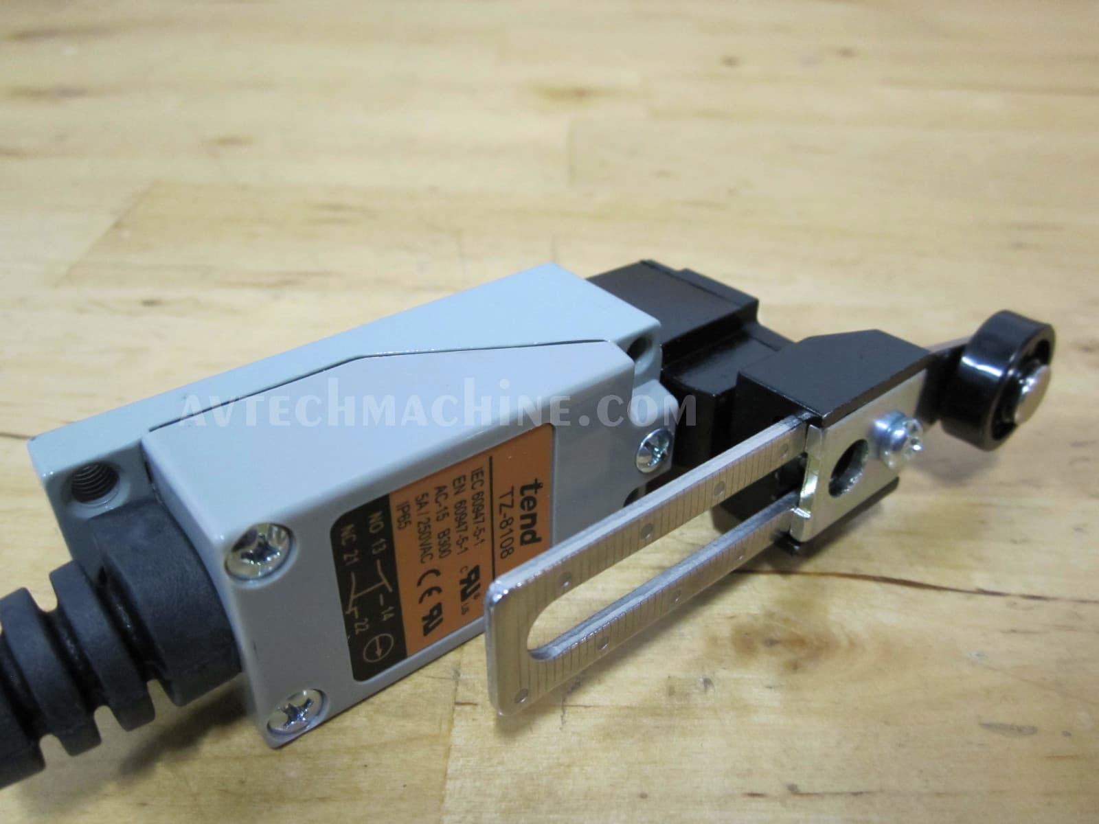 Tend Limit Switch TZ-8108 2