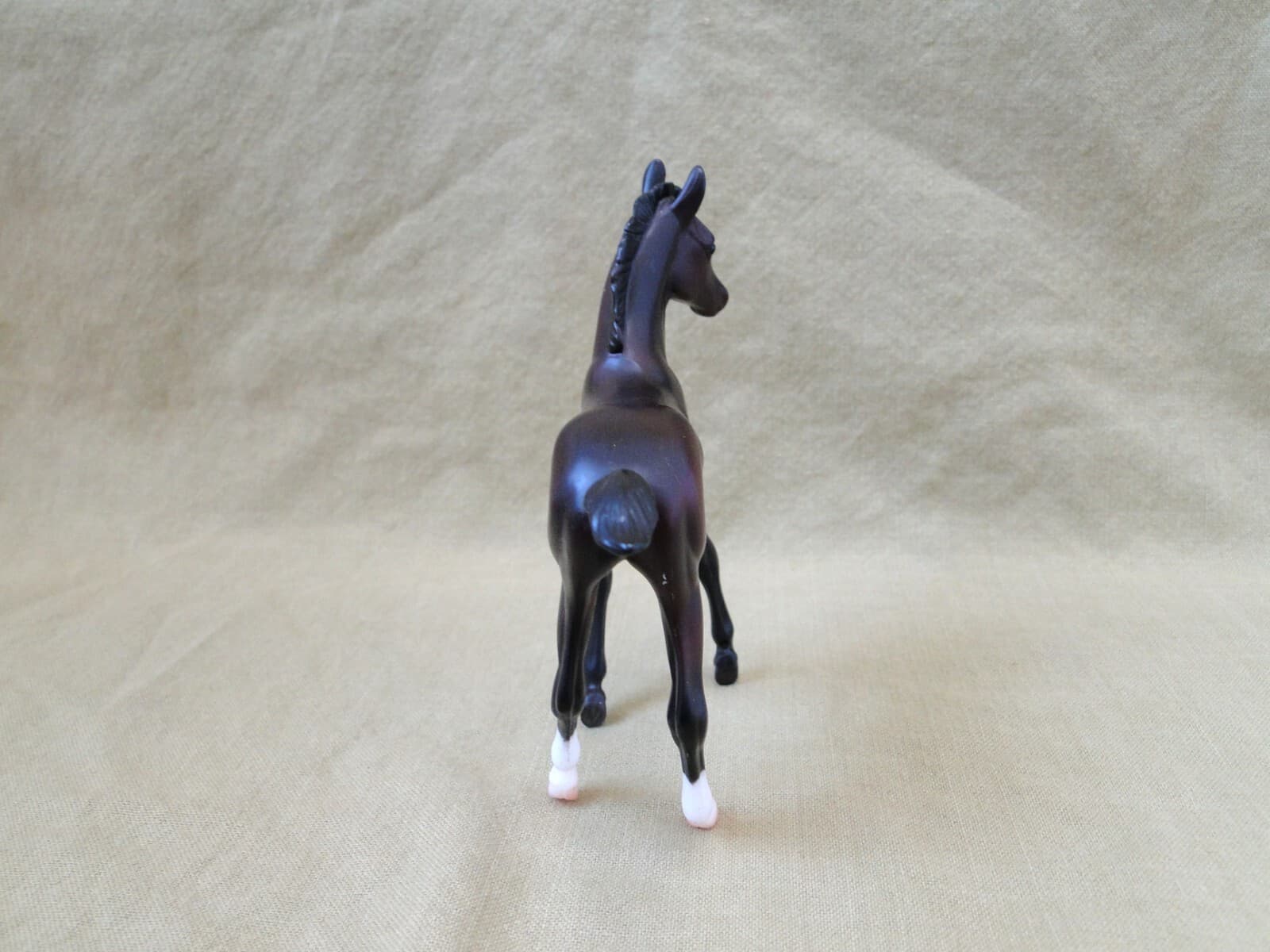 Breyer Classic: Vet Care Morgan Foal #61039 4