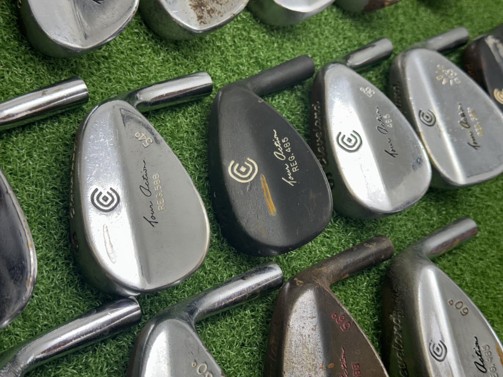LOT (20) Cleveland Golf Tour Action Wedge (Heads) 588 485 CG10 Used Worn Project 6