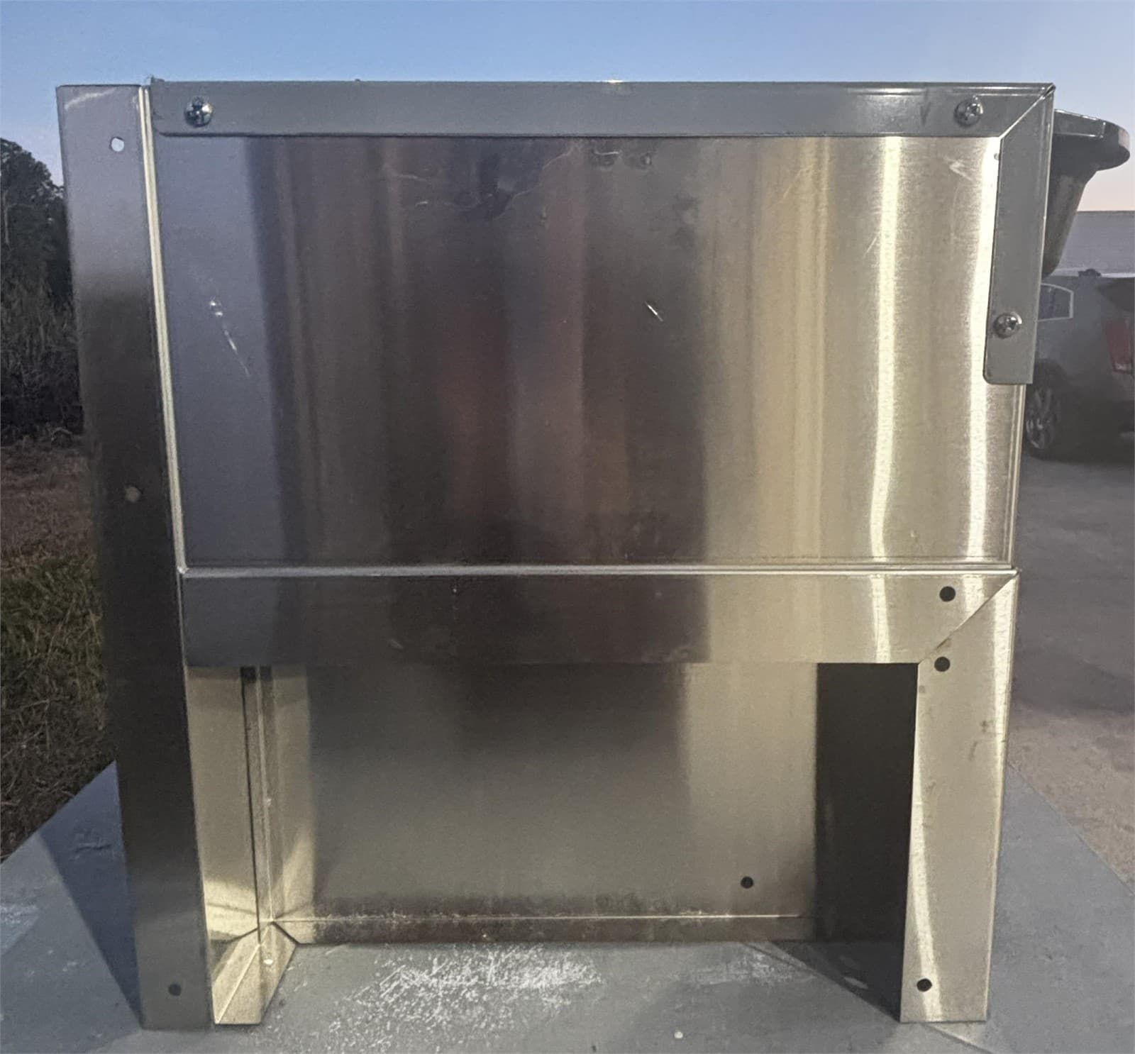 Wunderbar Underbar Soda Gun Holder Cabinet 4