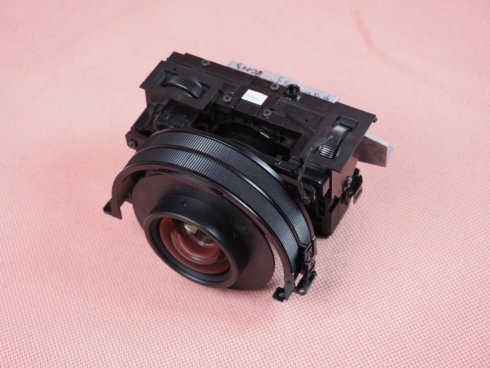 Epson 6030UB Projector Lens 2