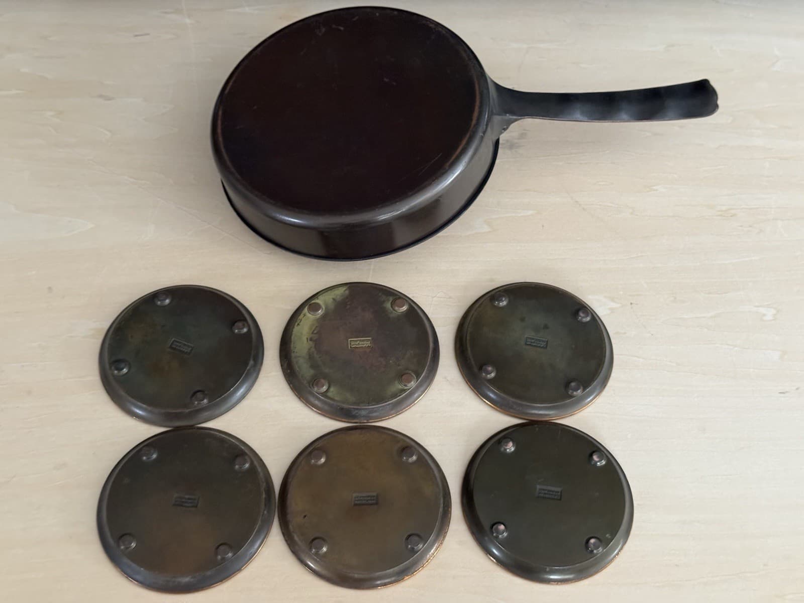 STANFORD UNIVERSITY Silent Butler Ash Crumb Catcher and 6 Coasters Bronze/Copper 2