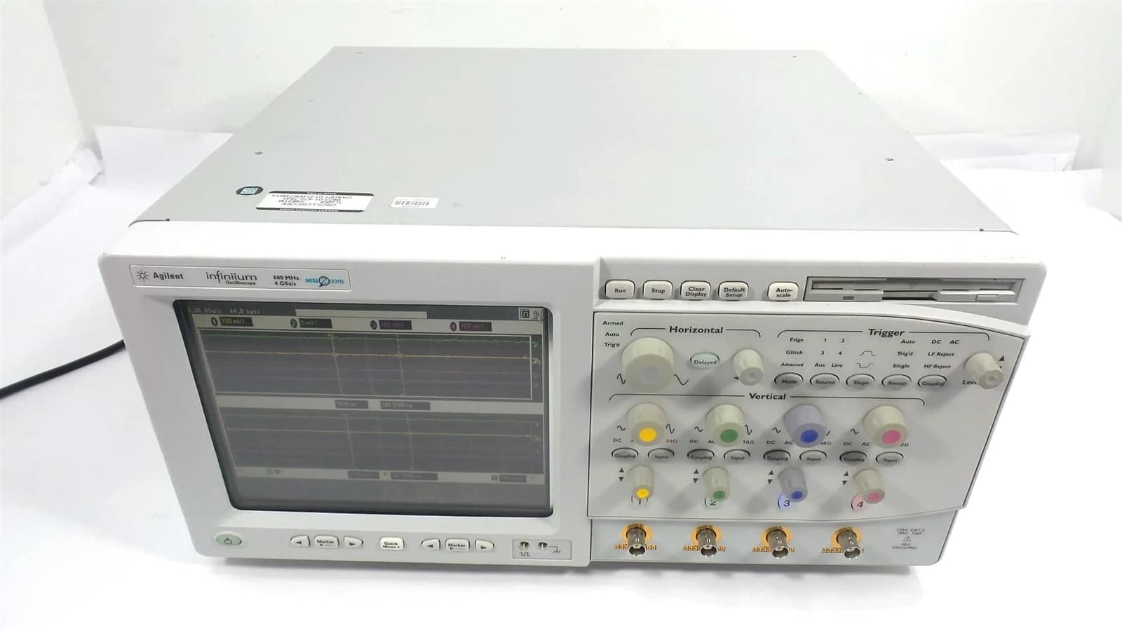 Agilent 54831M Infiniium Oscilloscope 600 MHz 4 GS/a with Accessories 2