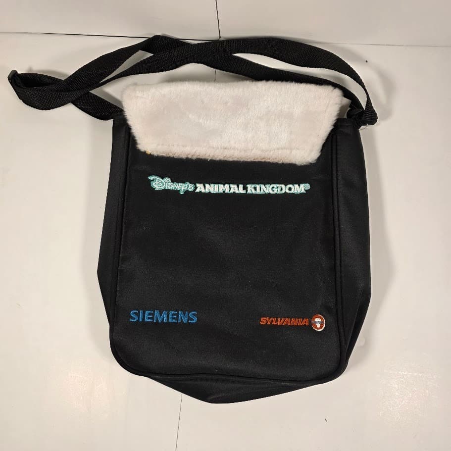 Rare Disney Animal Kingdom Expedition Everest Press Kit Bag Messenger 4