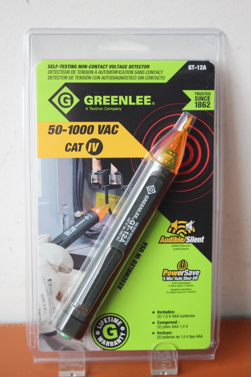 Greenlee GT-12A 50-1000 VAC CAT IV Self-testing Non-contact Voltage Detector