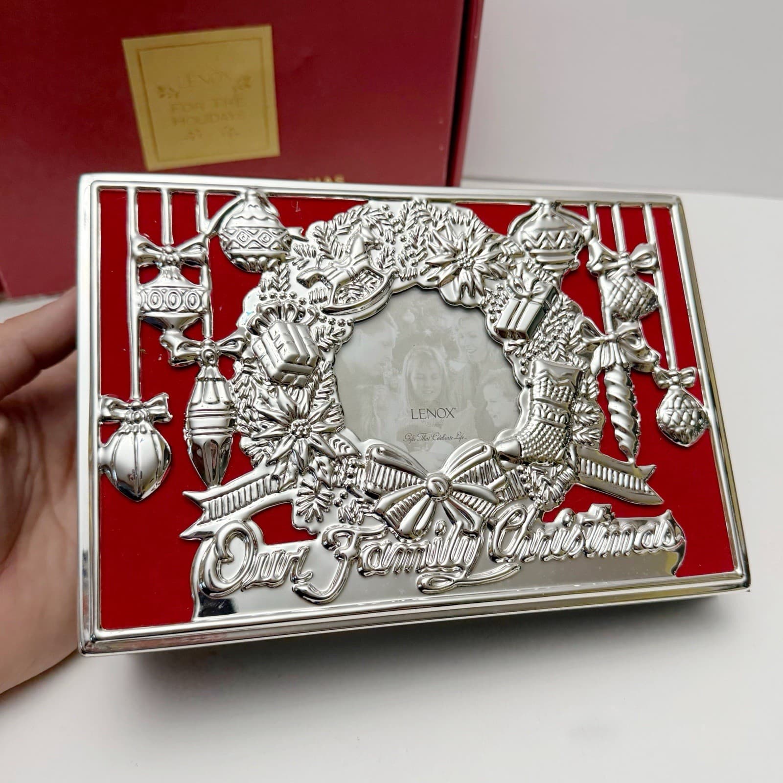 Lenox Our Family Christmas Photo Album 80 Pictures Silver-Plated Red Velvet 2