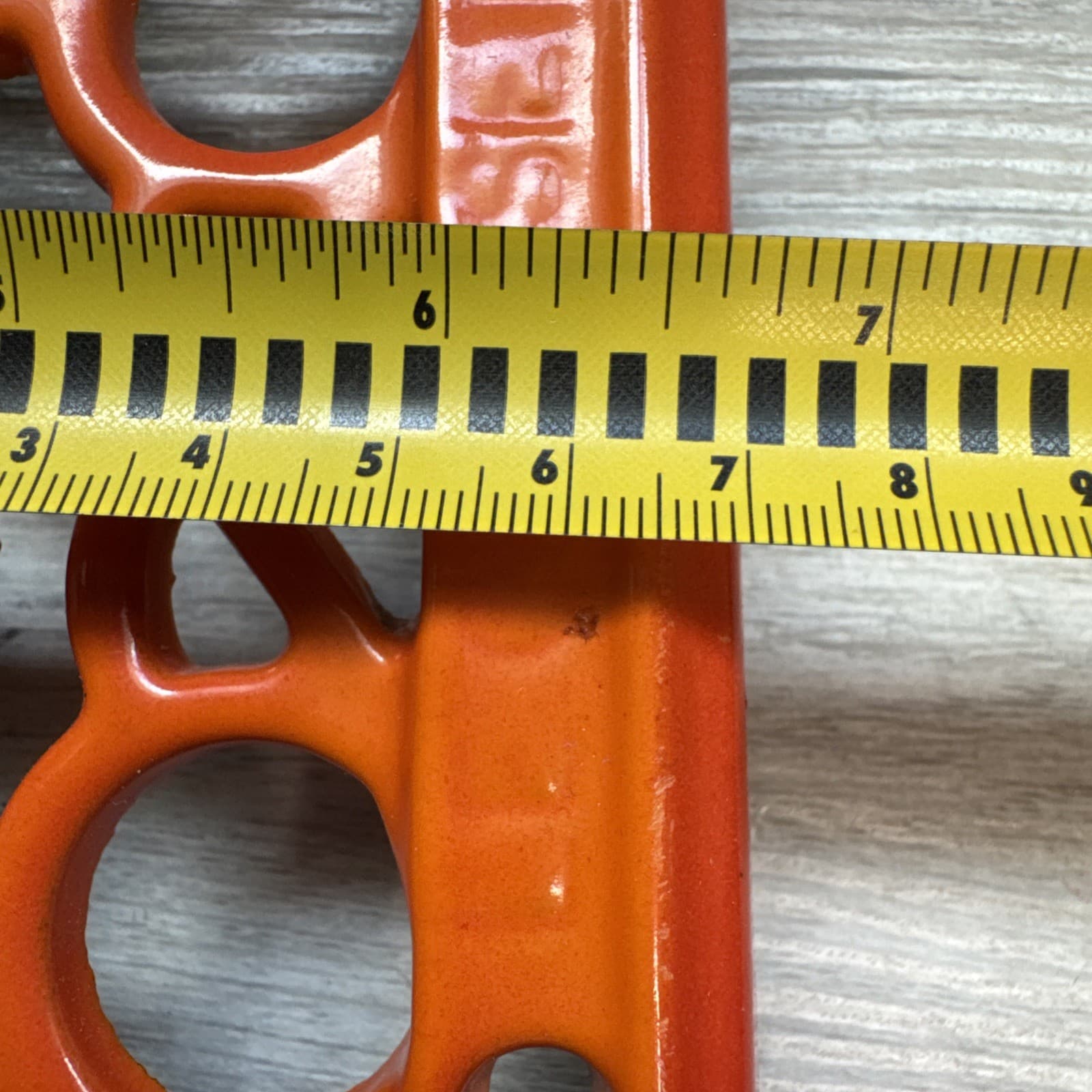 Le Creuset Trivet Oval Hombre Large Excellent Used 10.7” double Cast Iron 5