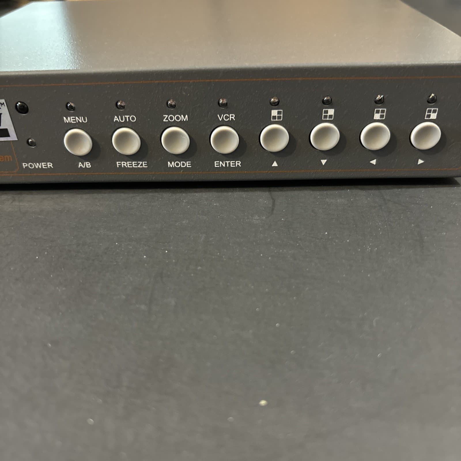 InstallerCCTV Video Quad Color 4CH Multiplexer 2 BNC Output 2