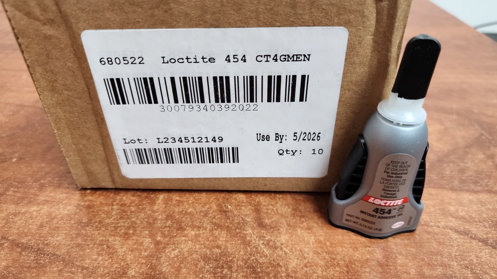 (Qty 10) Loctite 680522 Instant Adhesive, 454, Clear, 0.14 Oz, Exp 5/26   *PI 2