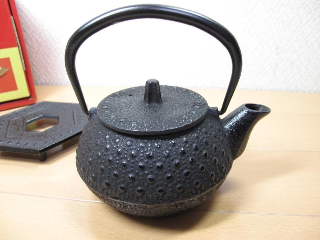Iwachu Cast Iron Teapot No9 320ml Hexagon Turtle Trivet Nanbu Tekki Style 4