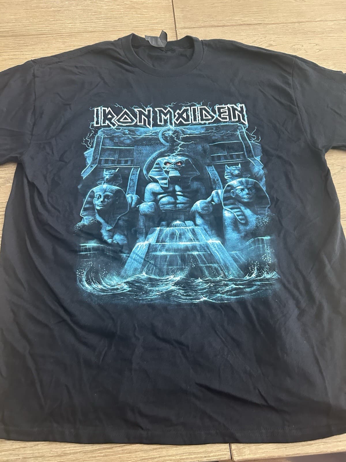 IRON MAIDEN POWERSLAVE RIME T SHIRT BRAND NEW S 2025 RUN FOR YOUR LIVES IN HAND 2