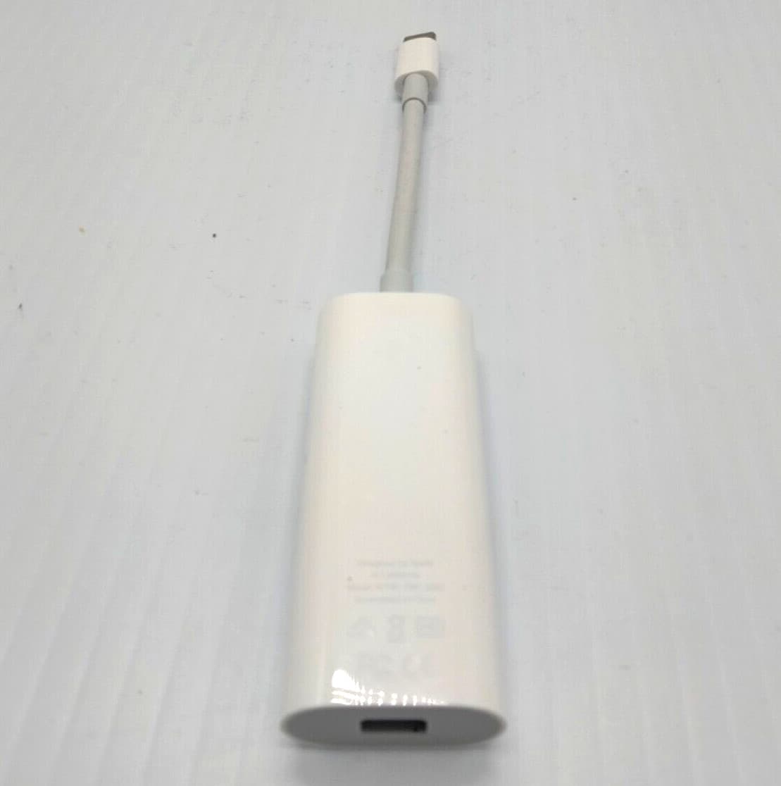 Apple A1790 Thunderbolt 3 USB-C to Thunderbolt 2 Adapter connector cable 2