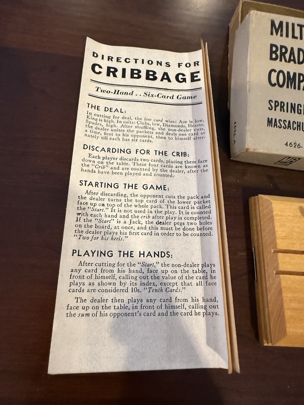 Vintage 1960s Cribbage Board Game Milton Bradley Company 4626-A COMPLETE Mass. 4