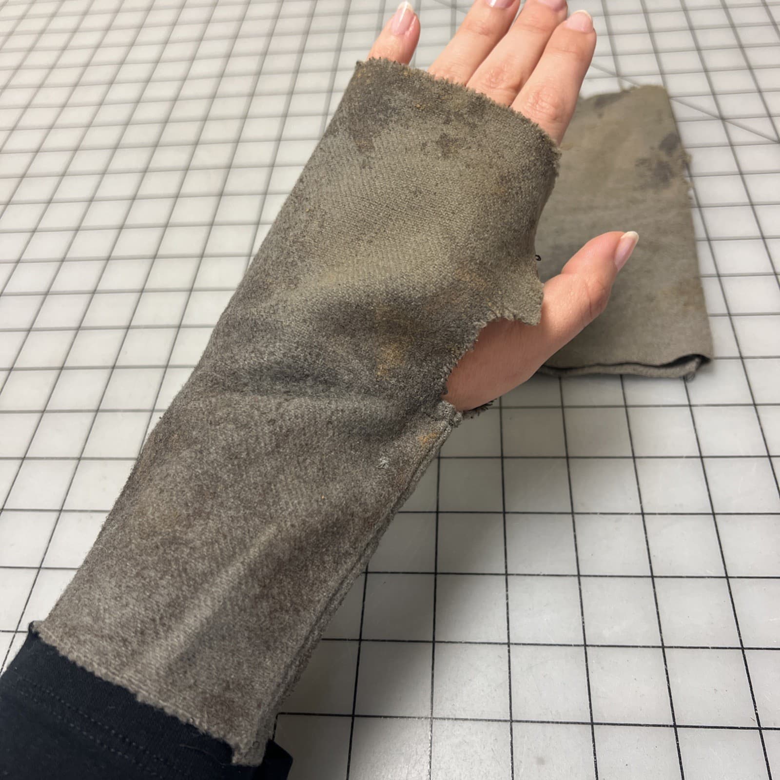 18th Century era Rough Fingerless Mitts out of Scraps, "Turn" TV Costume #135 4