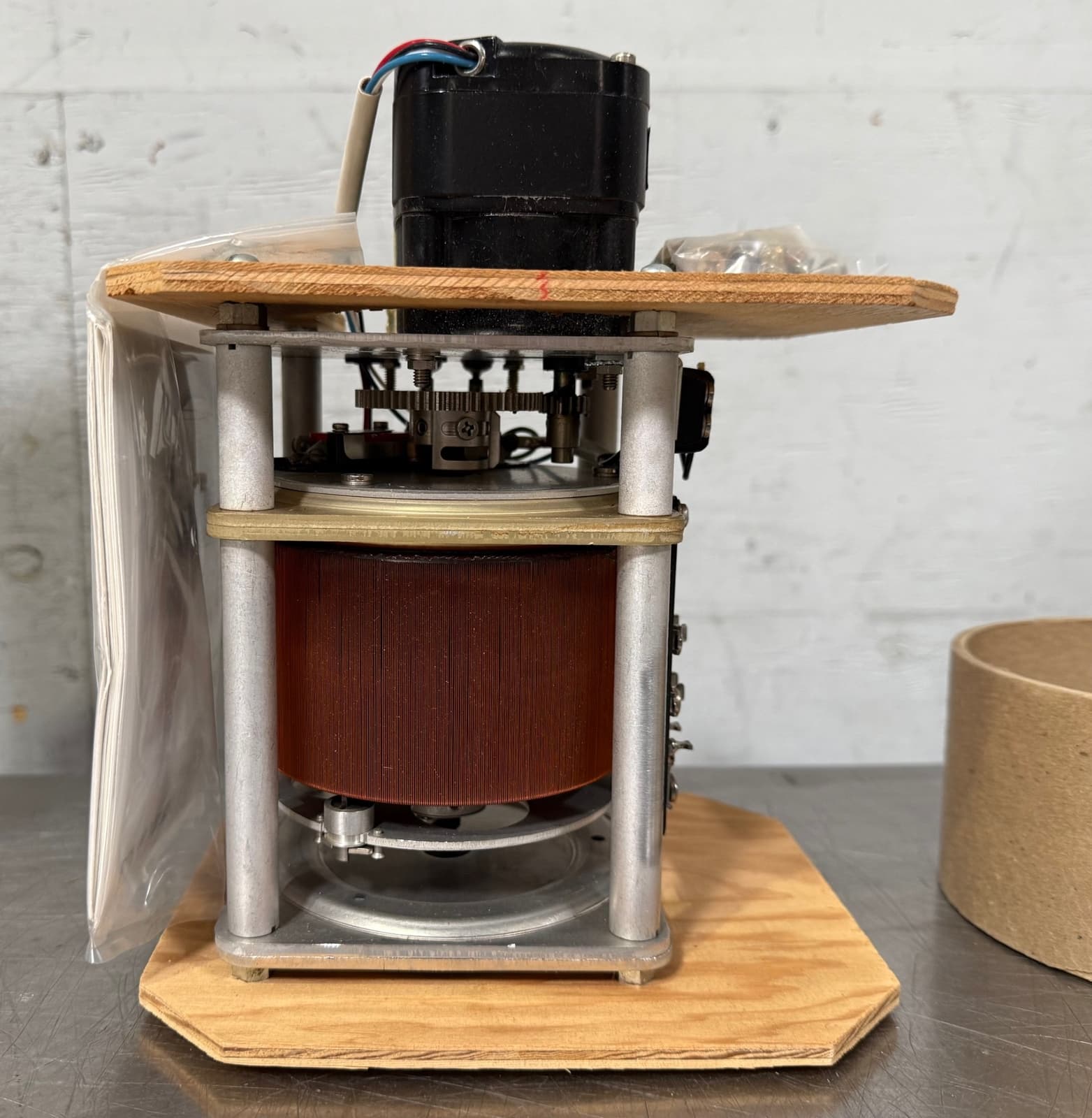 C198799 General Radio GenRad W5HBB VARIAC Servo Variable Autotransformer 240V 2A 4