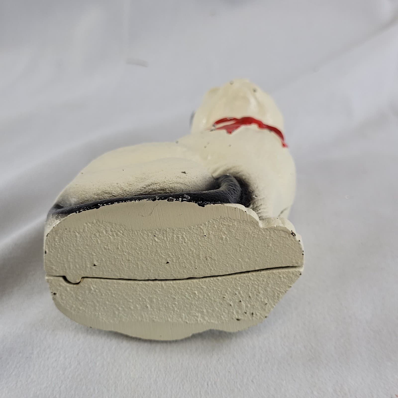 Vintage Cast Iron Cat Coin Bank with Red Bow – Black & White Kitty Figurine 5