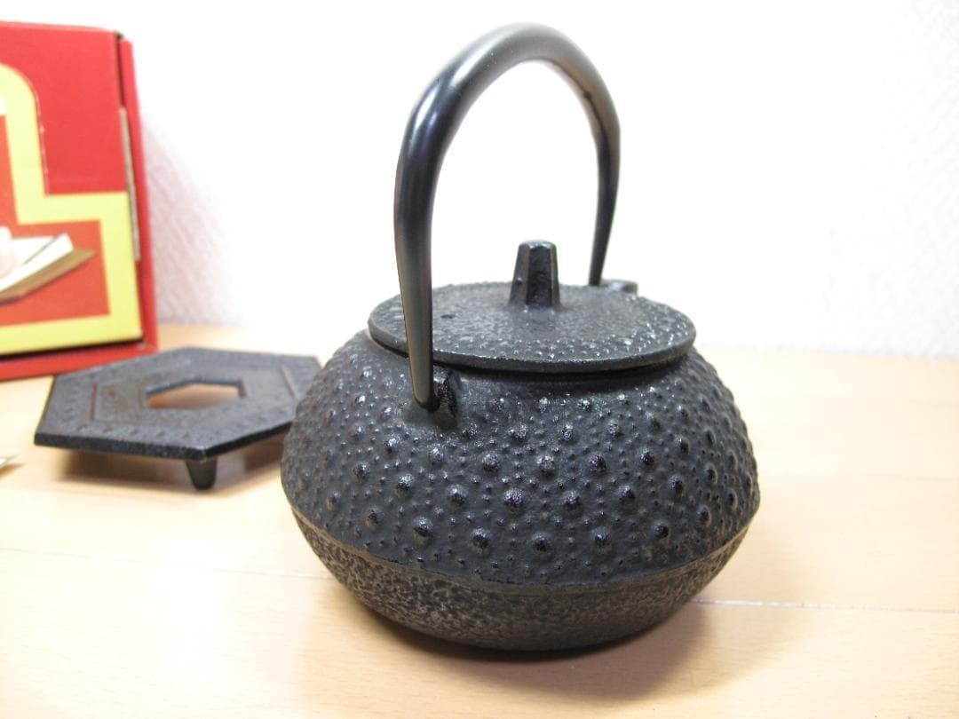 Iwachu Cast Iron Teapot No9 320ml Hexagon Turtle Trivet Nanbu Tekki Style 5