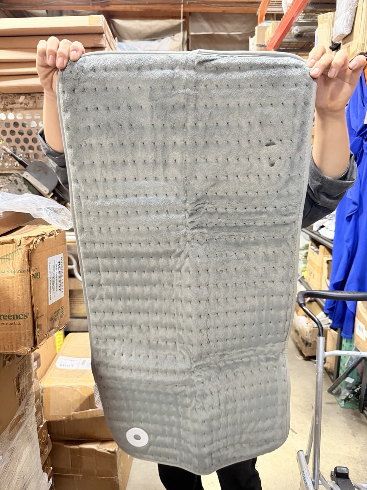 Extra Large Microplush Heating Pad 17”x33” for Back Neck Pain Relief, 6 Heat  3