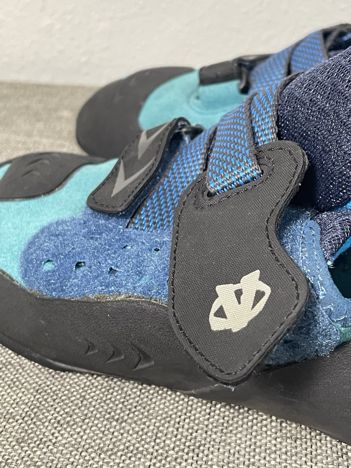 Evolv Kira Climbing Shoes Women’s Size US 9 / EUR 40 Teal Blue Excellent Cond 5