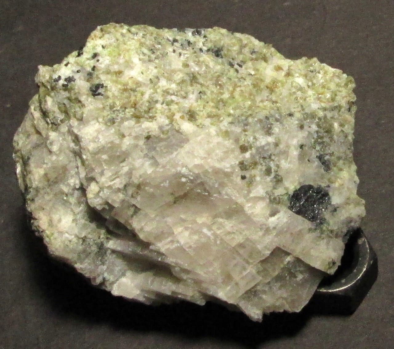 Pale Mint Green Bi-Wave Willemite  Fluorescent Mineral Franklin NJ 4