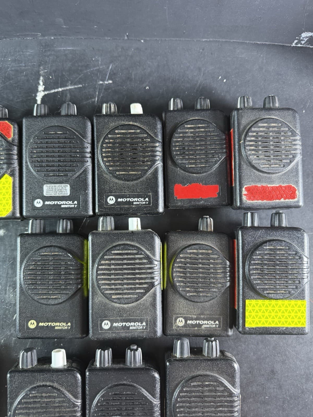 LOT OF 21 Motorola Minitor IV (5)/V (16) Pagers w/Accessories READ 4