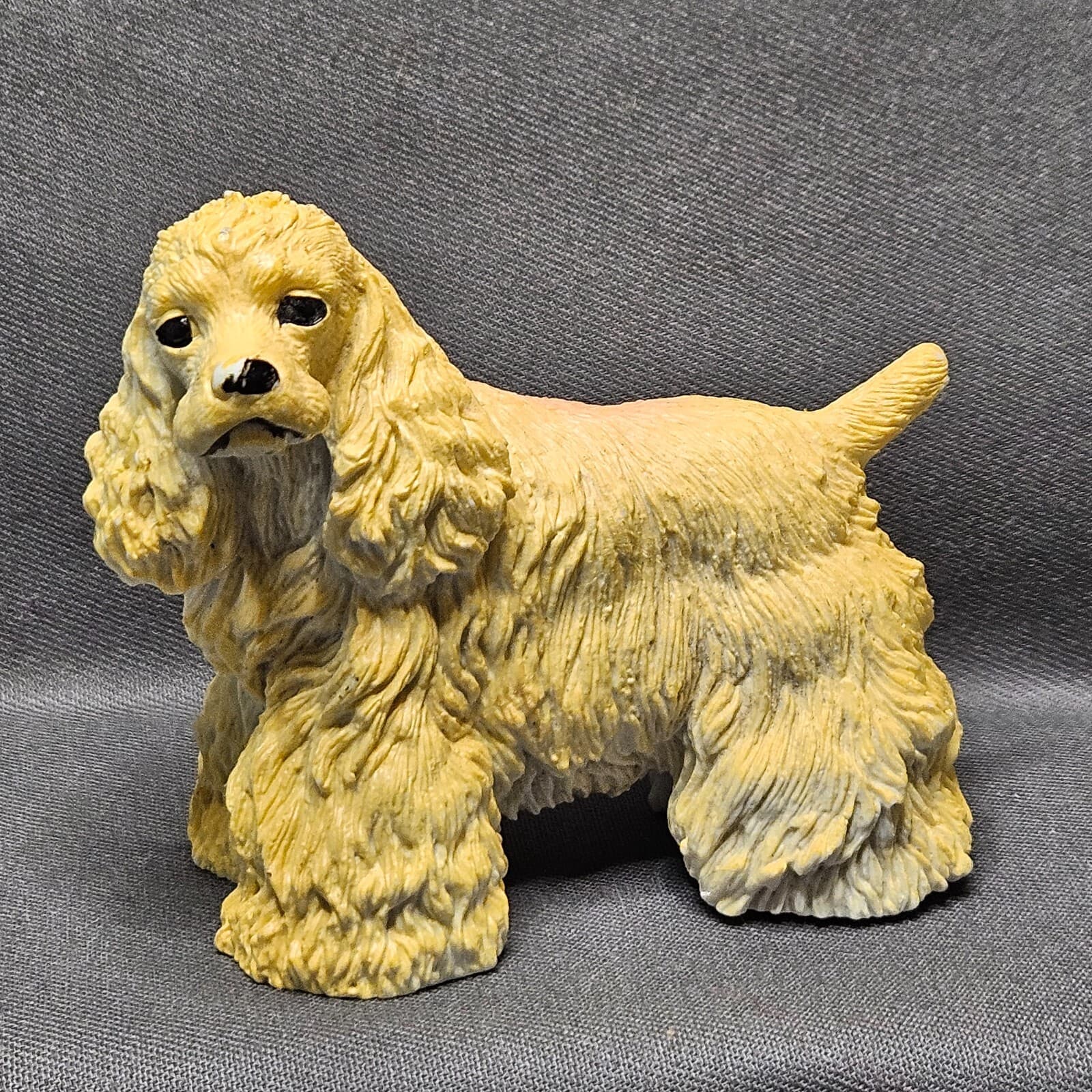 Springer Spaniel Figurine Resin 1997 China Statue Blonde Tan Golden 2