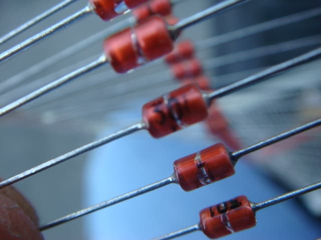 LOT (250) MF301L-7A Spark Gaps - New and Unused 2