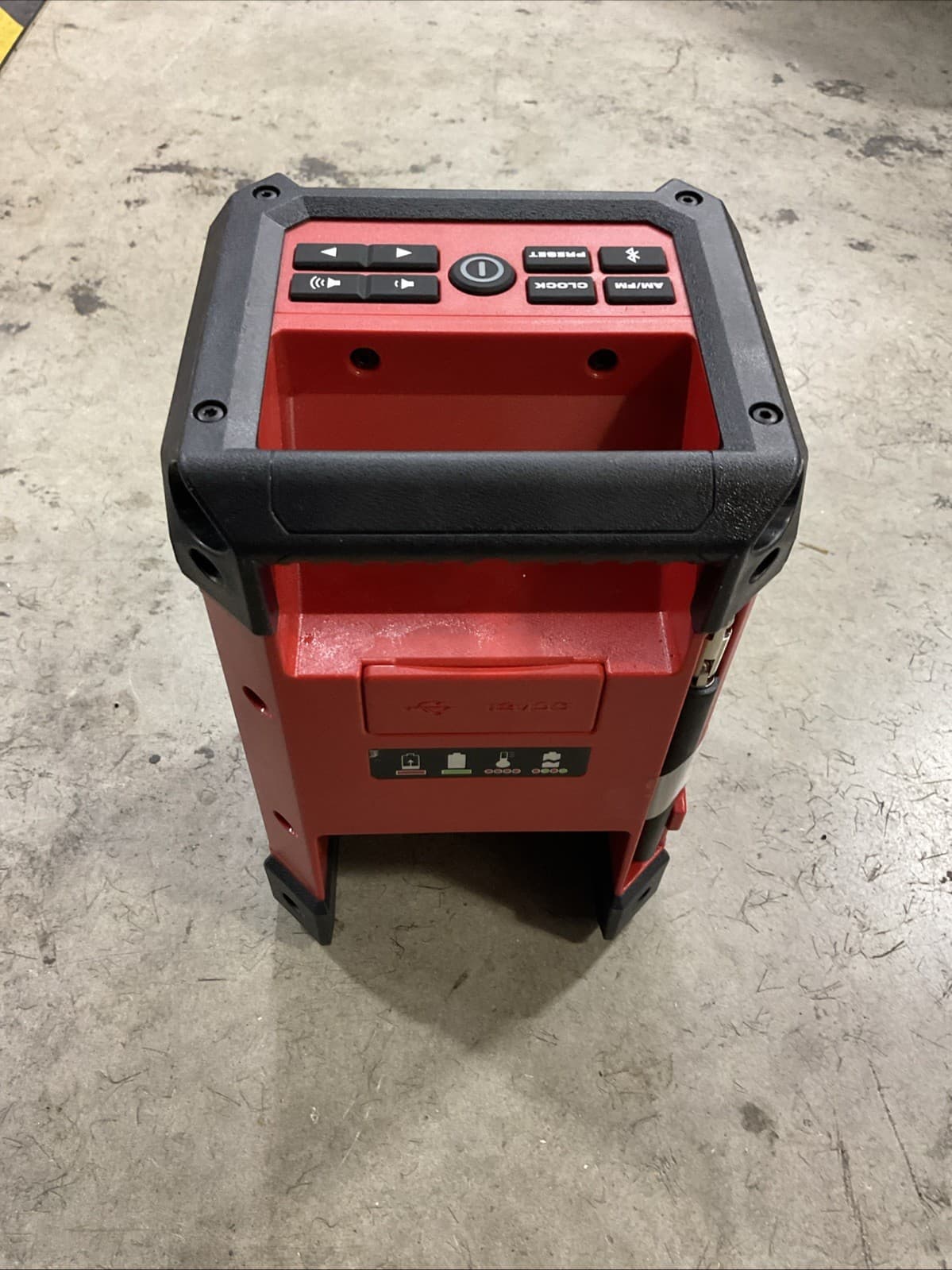 Milwaukee M12 2951-20 Bluetooth Jobsite Radio (used) 3