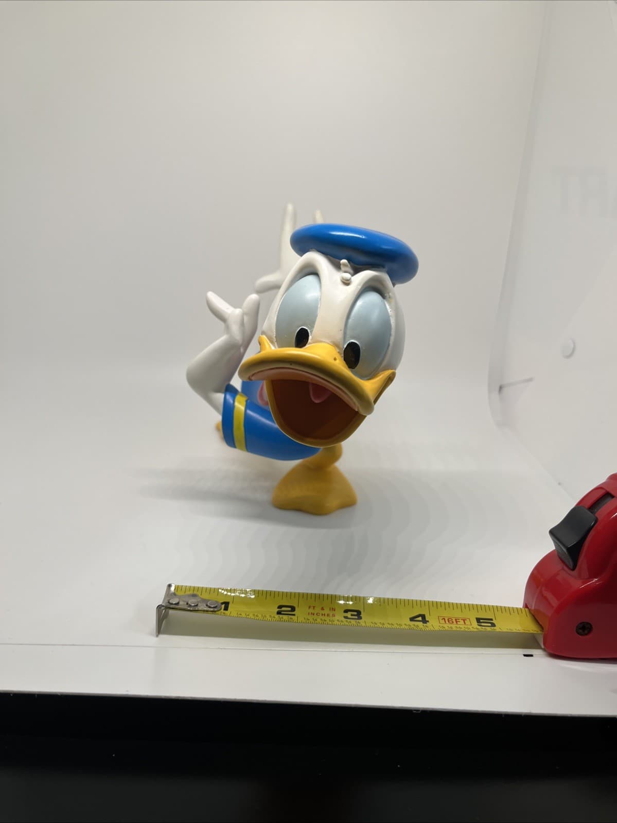 Donald Duck Figure Racing 4