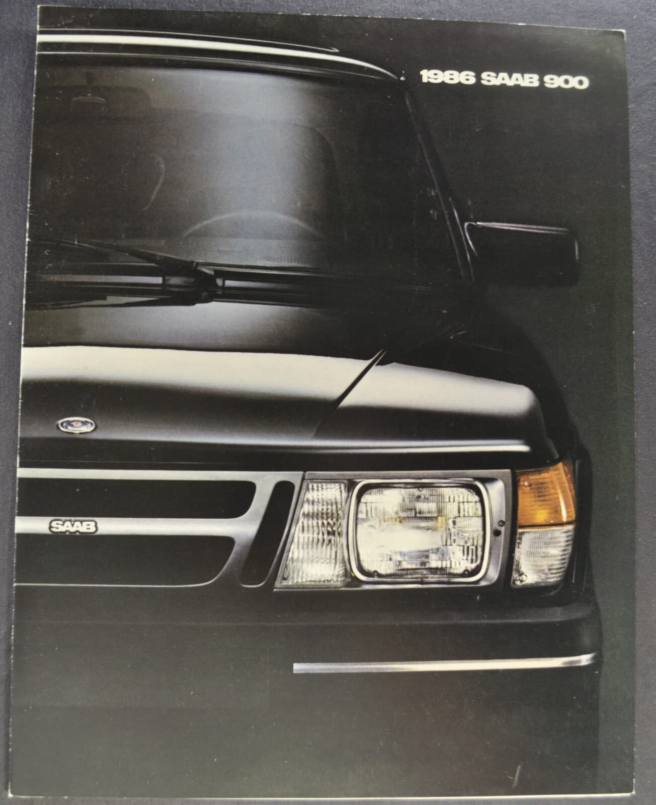 1986 Saab 900 Turbo Sedan Sales Brochure Folder Excellent Original 86