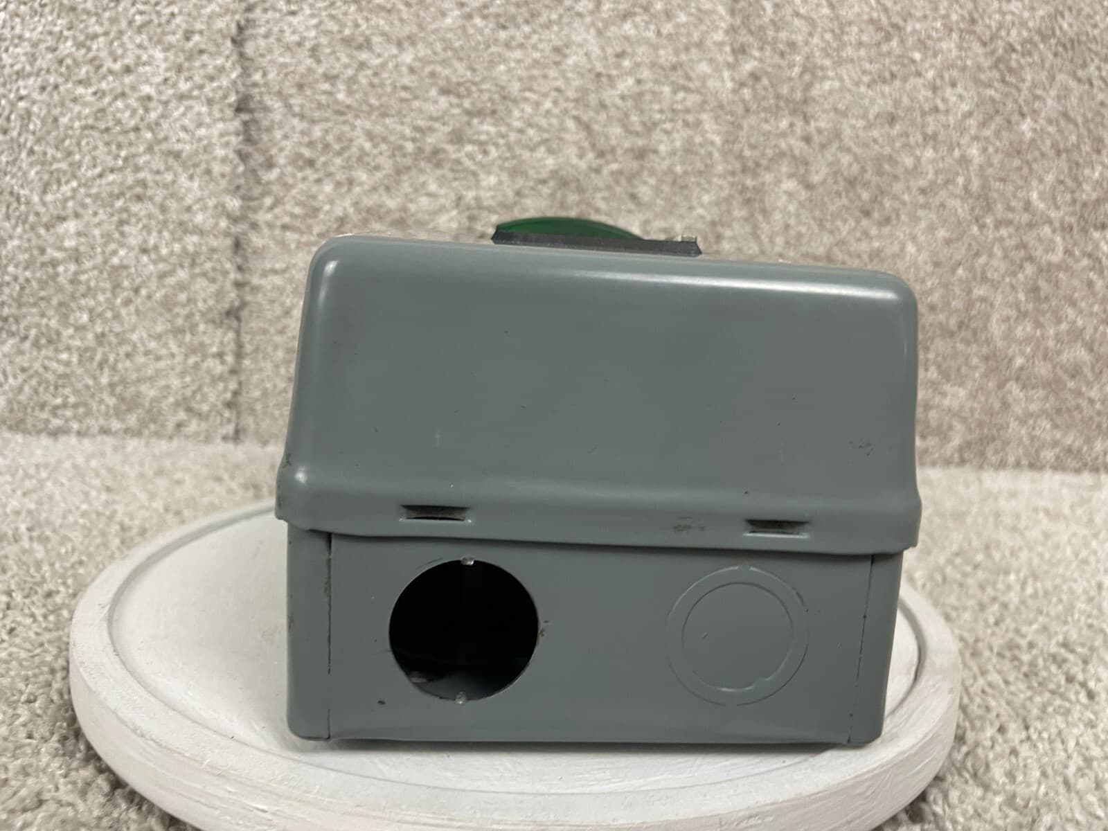 Square D 2510MBG1 Nema 1 Enclosure 600V Manual Motor Starter 4