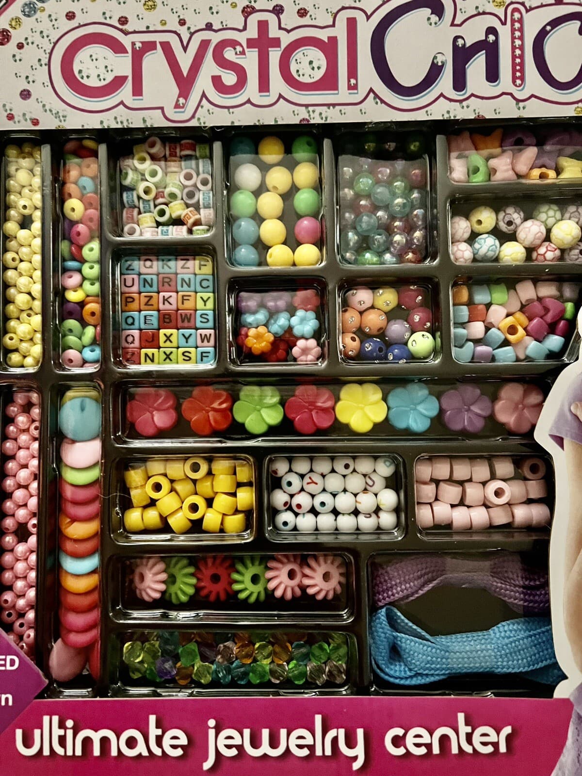 New~Crystal Chic~Ultimate Jewelry Center~Bead Kit~Personalized~Girls~572 PCs~Toy 2