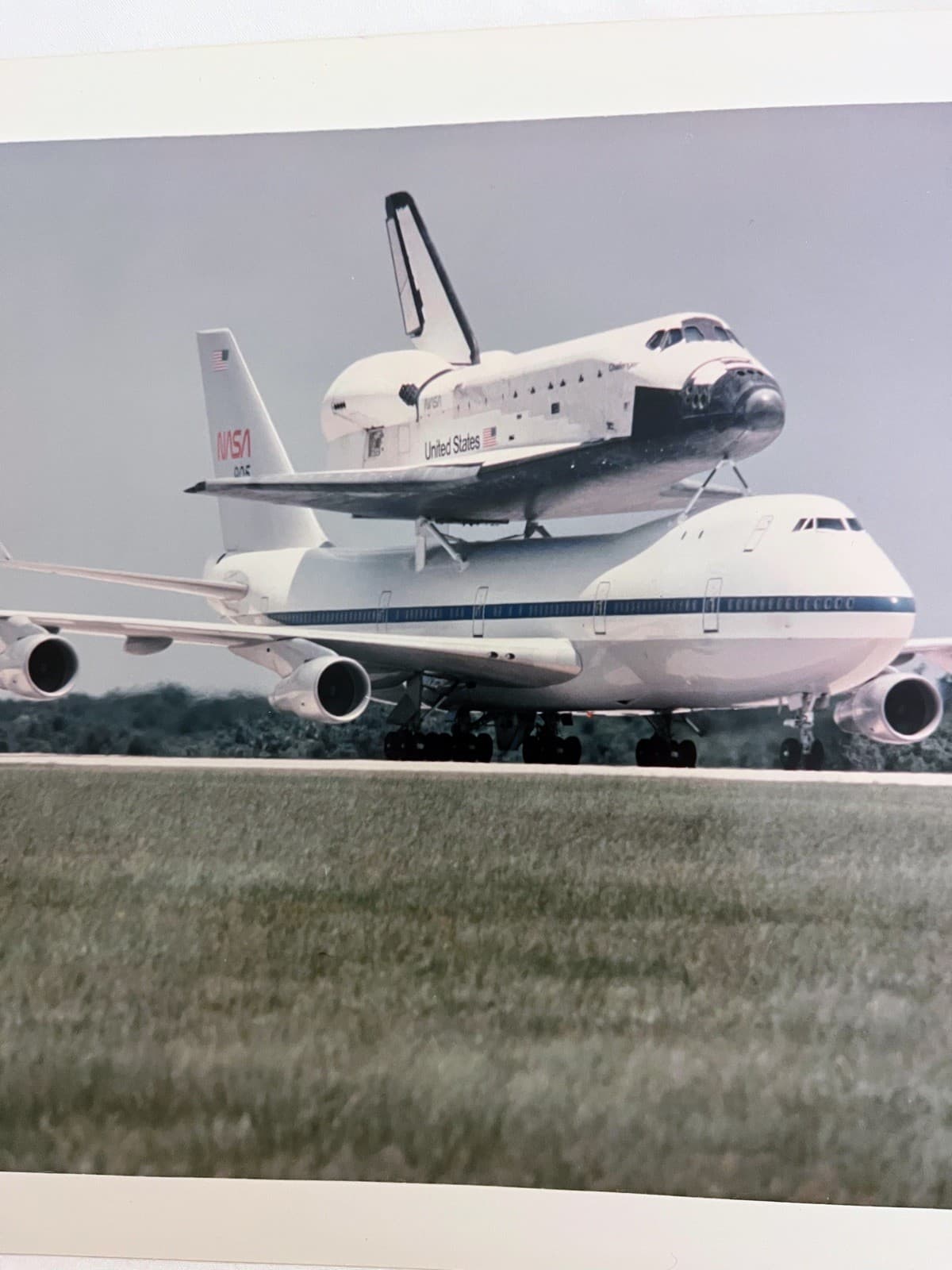 NASA 8x10 Photo S87-25074 | Space Shuttle on NASA 905 SCA | Johnson Space Center 4