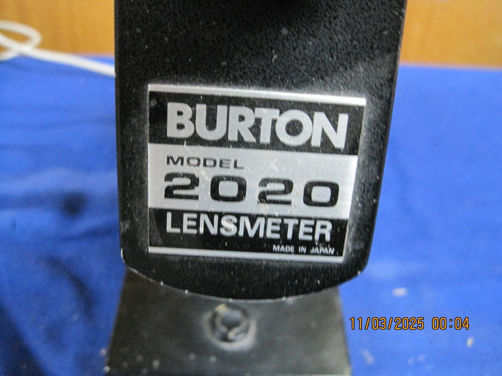 Burton Model 2020 Manual Optometry Lensmeter Lensometer 4
