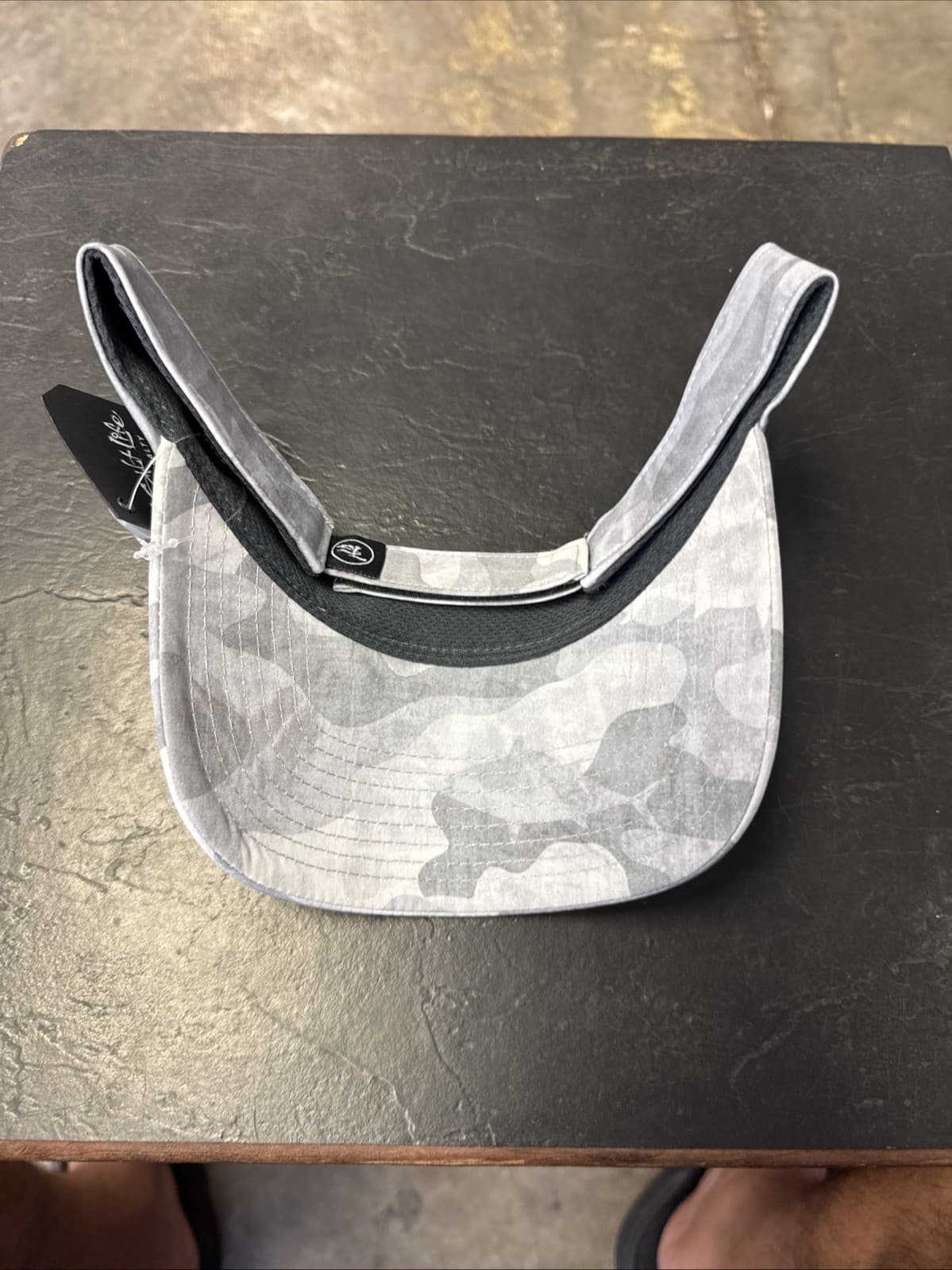 Salt Life SLM20357 Grey Camo Fishing Visor Hat OSFM Vel Cro Back 4