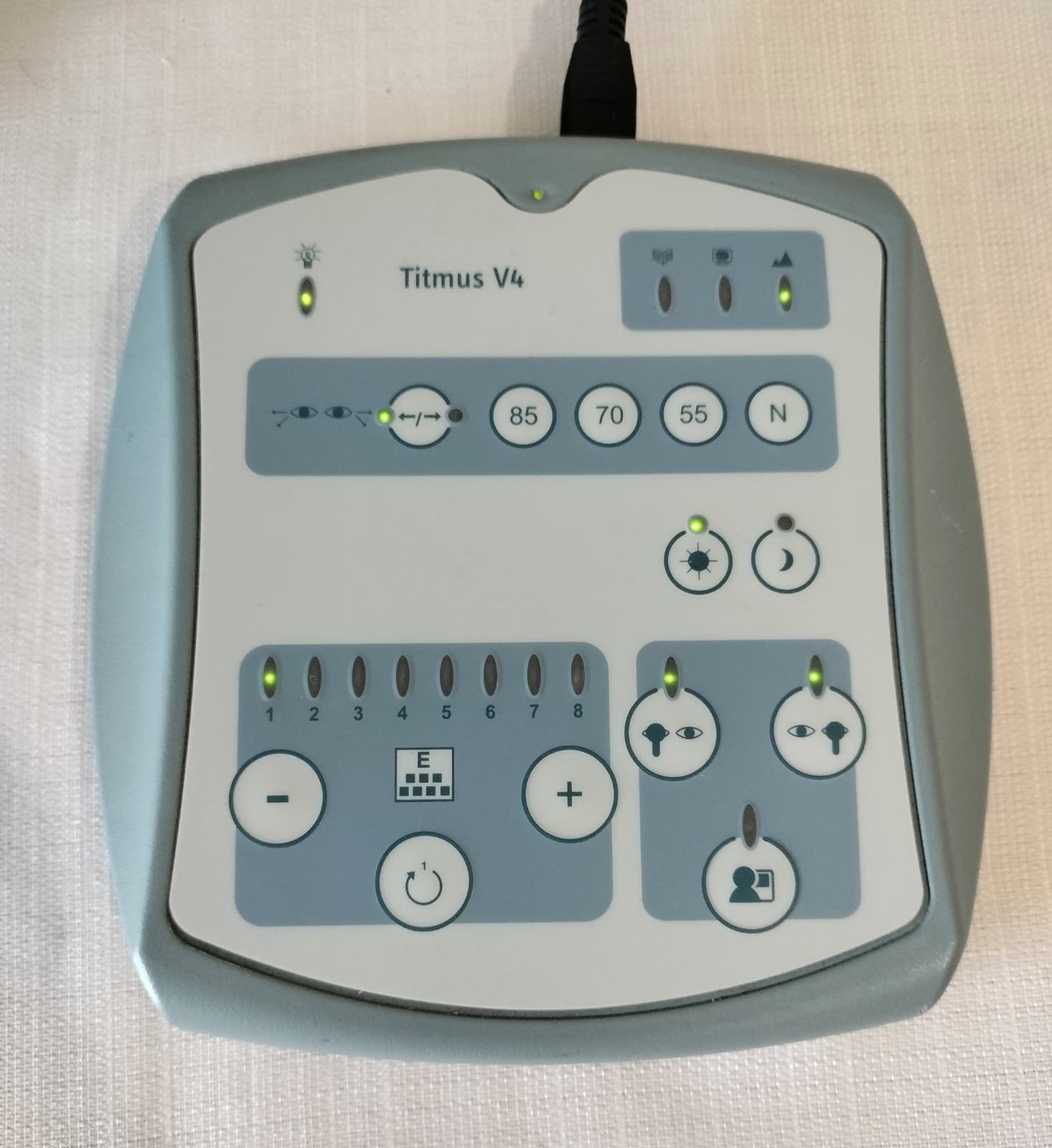 Honeywell Titmus V4 Vision Screener With control 4