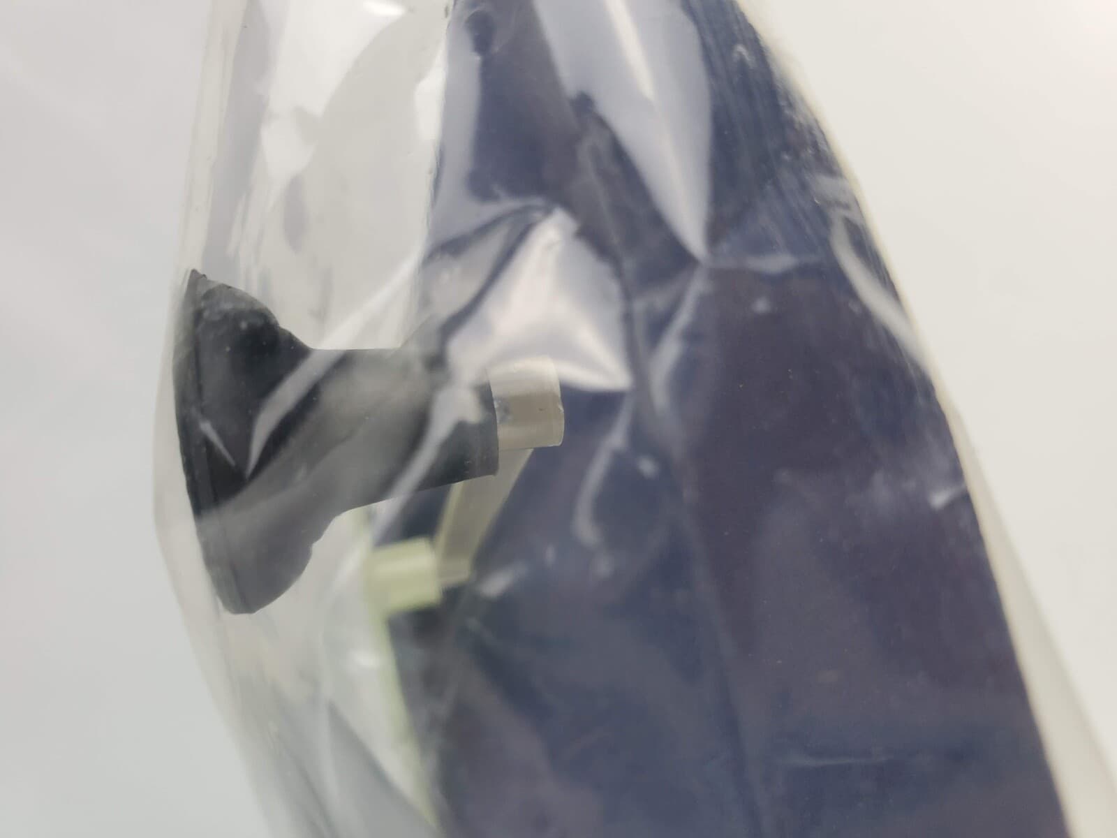 1979 Bob 'n Glow Waving hand w/ suction cup for Rear car window I Love You 3