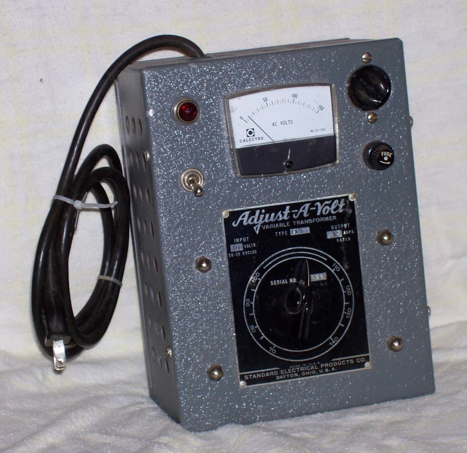 Standard Electric Adjust-A-Volt Variable Transformer 115V 50-60 Cycles Type LR-5