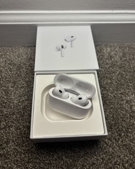 For Apple iPhone 2nd Generation Right Left Pods with Wireless Charging Case~Pro 4