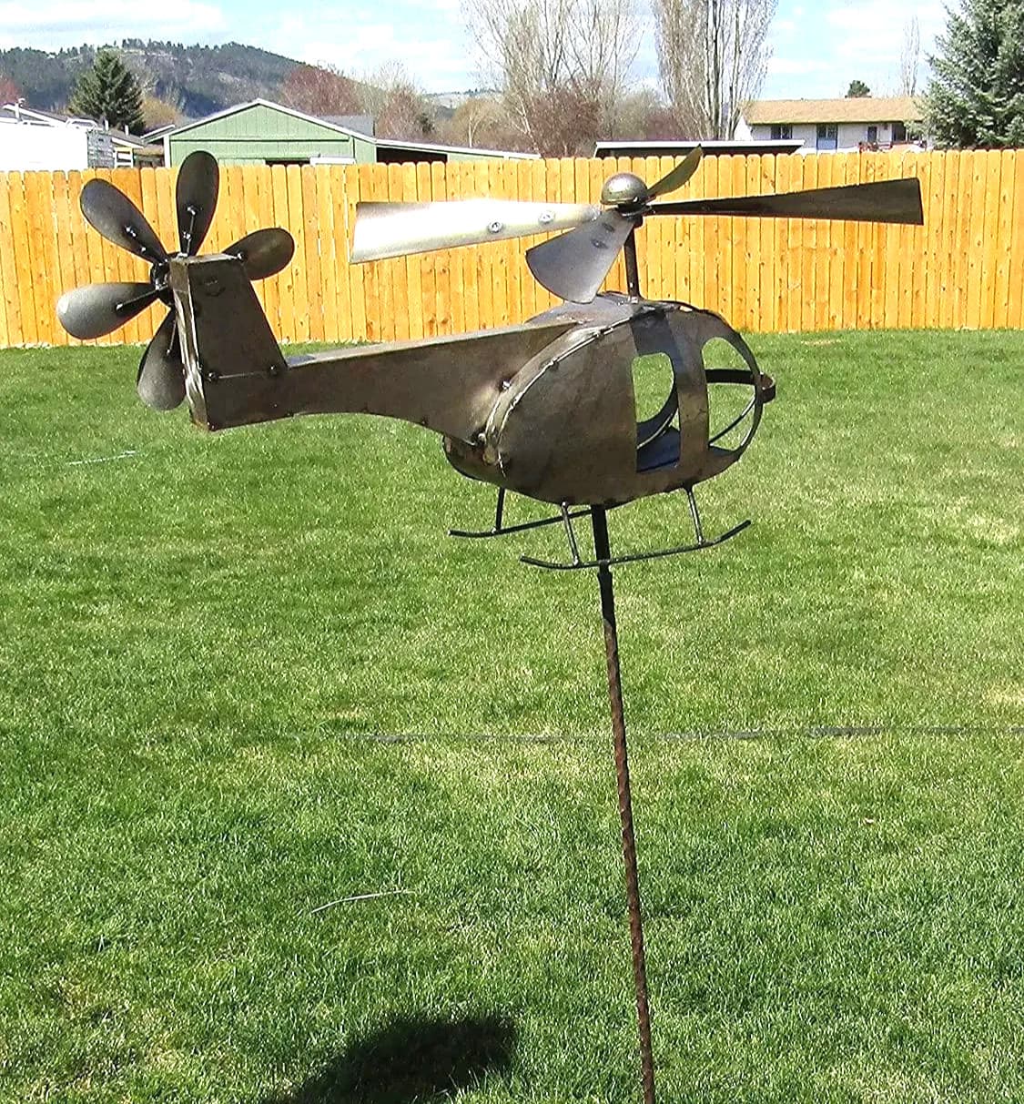 Metal Farm Helicopter Spinner Propeller Yard Garden Stake Windmill Whirly-Gig 3