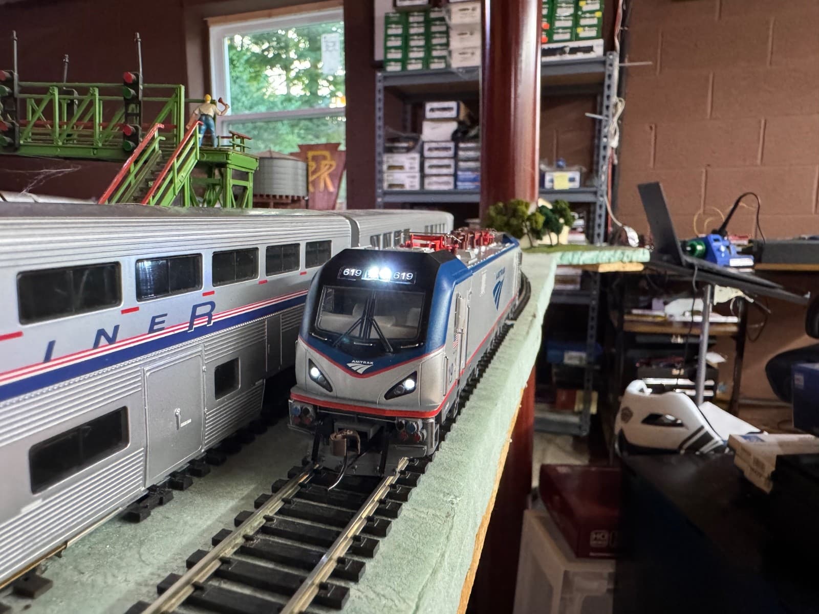 Bachmann HO 67402 Amtrak #619 - Siemens ACS-64 - TCS DCC Sound-Equipped 3