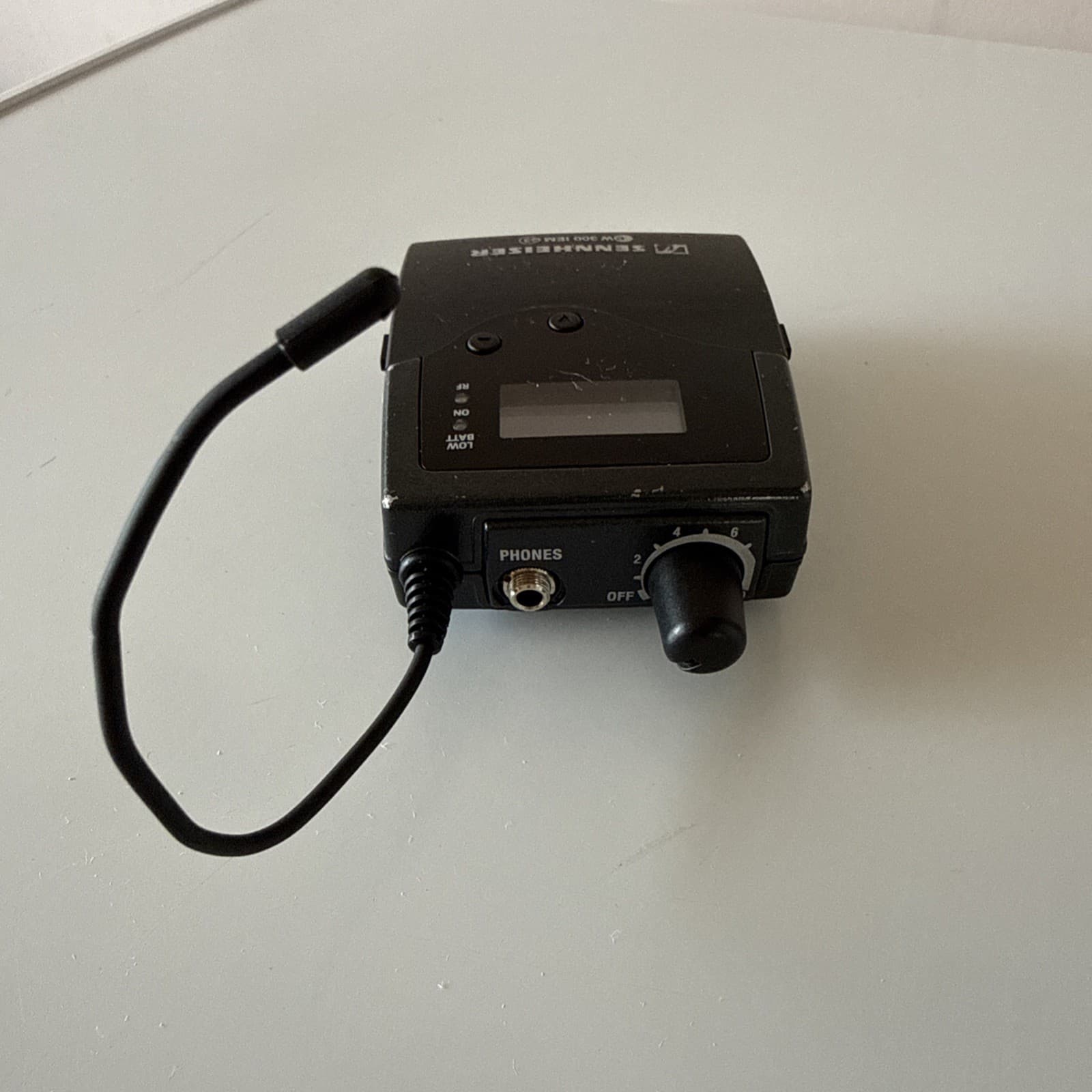 Sennheiser EK 300 IEM G3 Bodypack Wireless Receiver A Range: 516-558 MHz 3