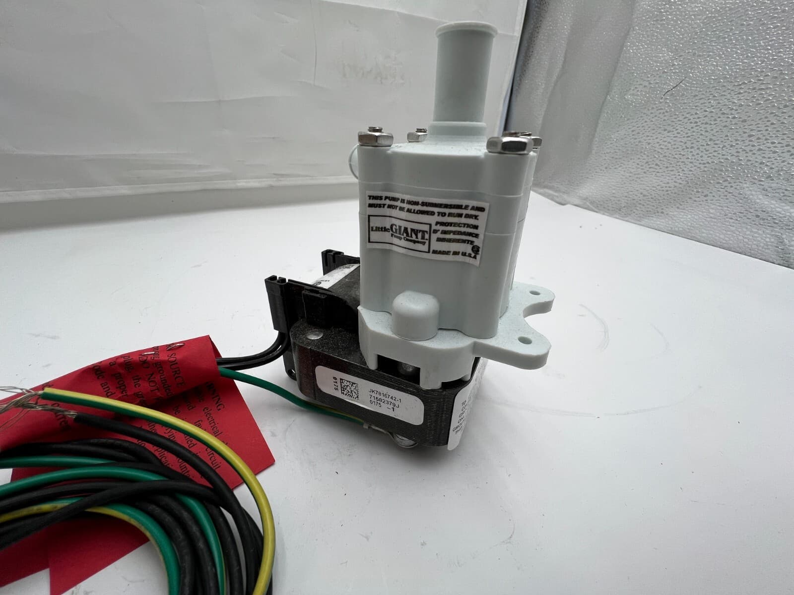 Little Giant 1-AA-MD, 588001 Magnetic Drive Pump 115V 50/60Hz 16W 6