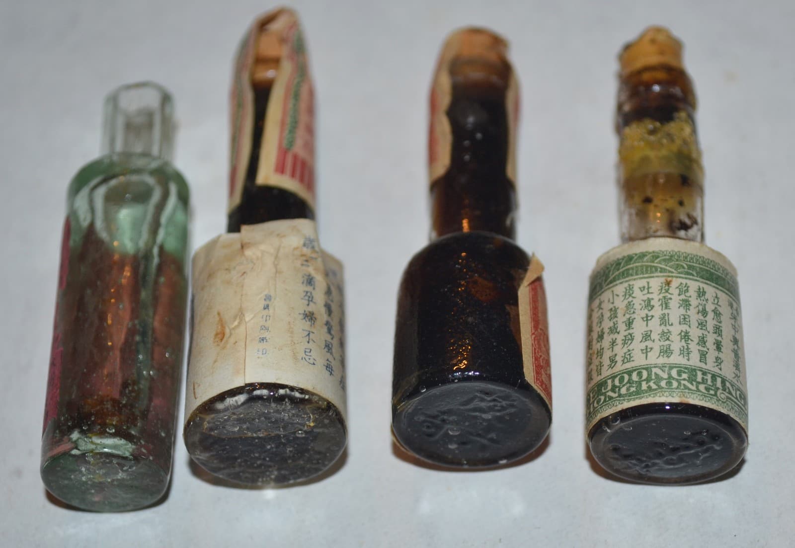 4 Old Chinese Medicine Bottles Original Labels China Hong Kong Cholera Remedy 3