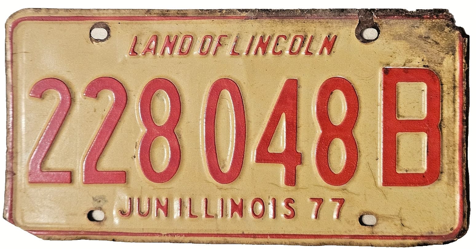 1977 ILLINOIS 228048B License Plate Land of Lincoln