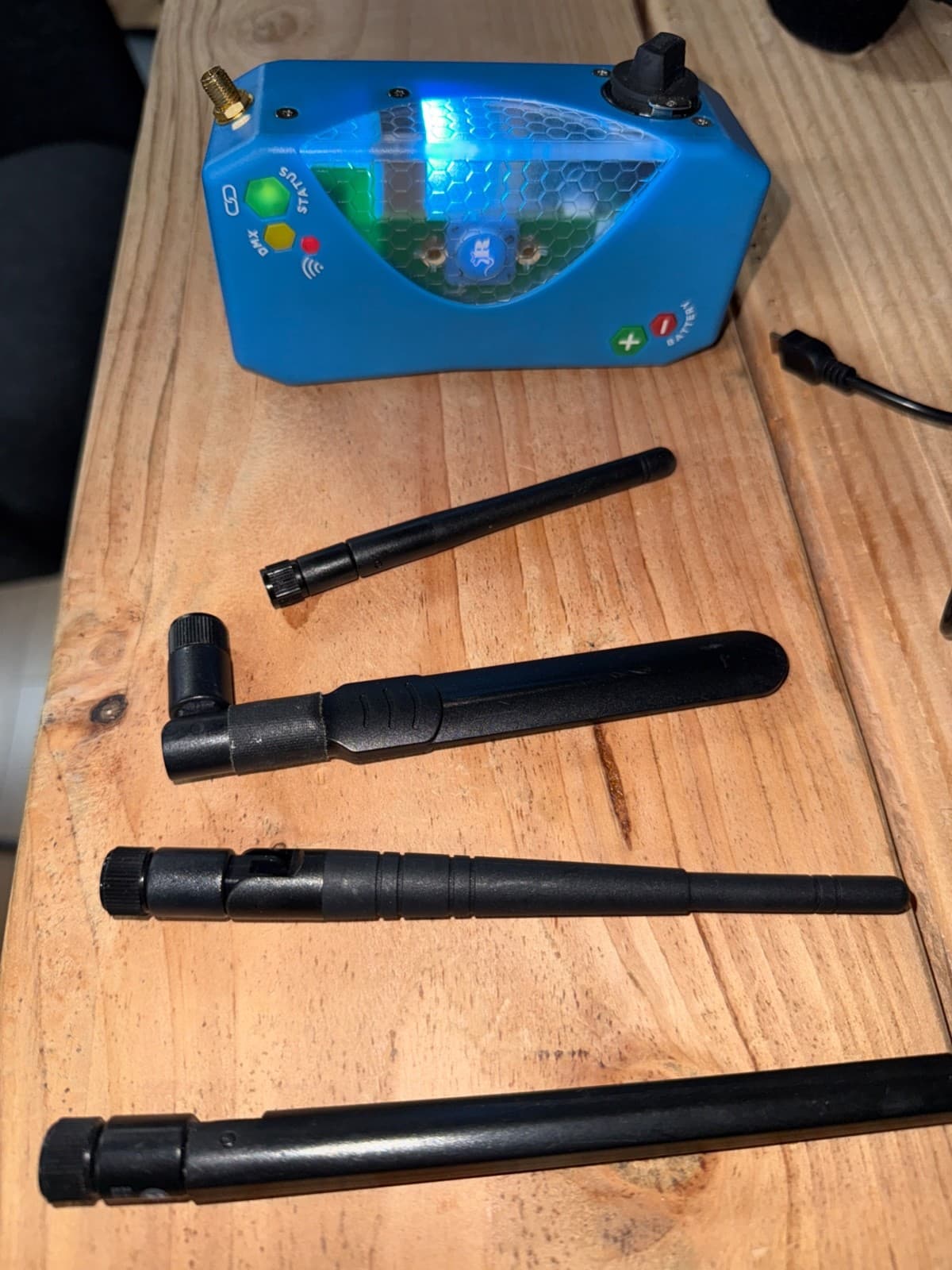 Ratpac Controls Satellite Transmitter -used-excellent cond. blue 4