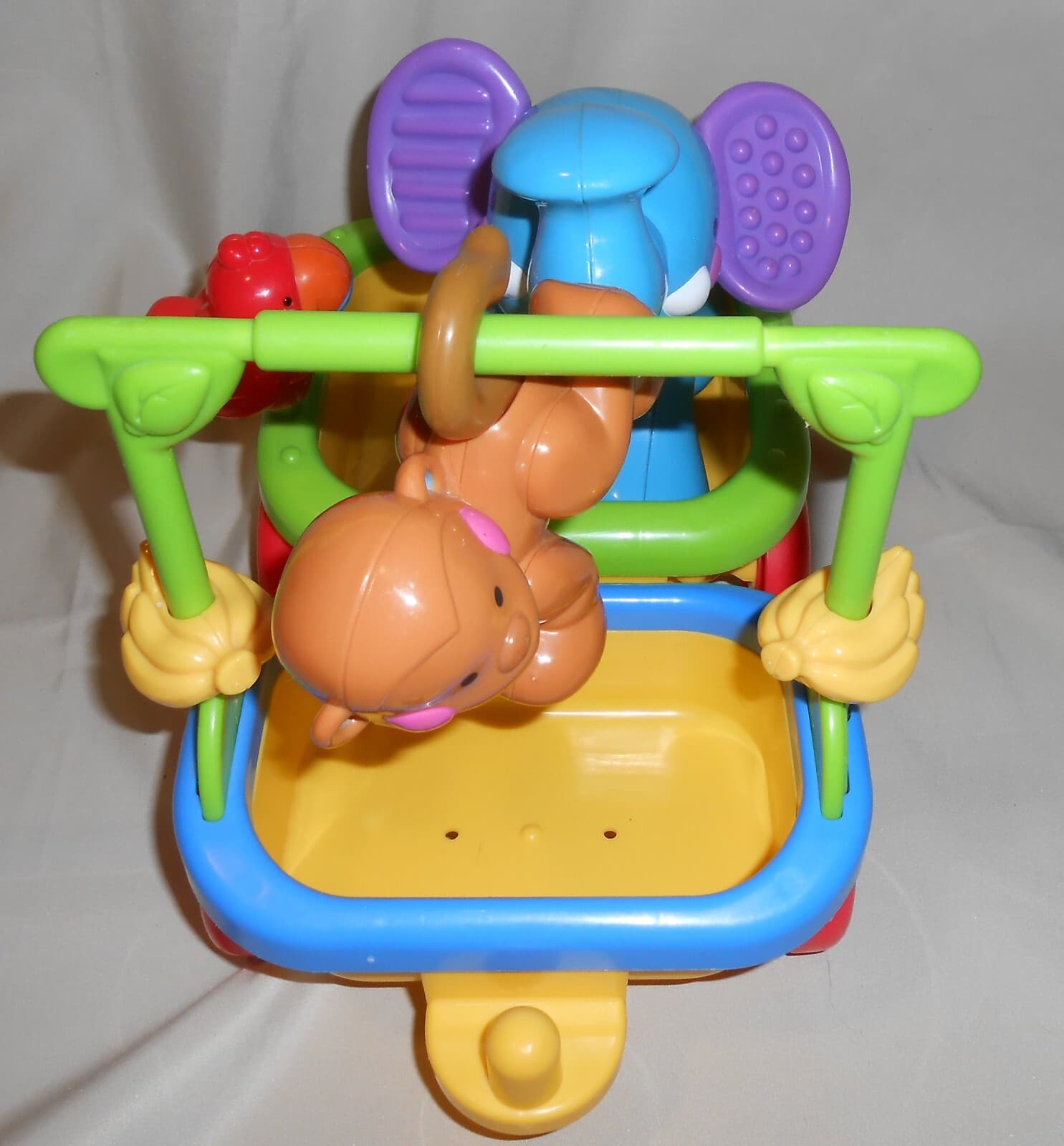 Fisher Price Amazing Animals Sing Go Choo Choo Train Replacement Car and Animals 3